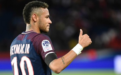 绿茵体育-佩德里这传球如艺术